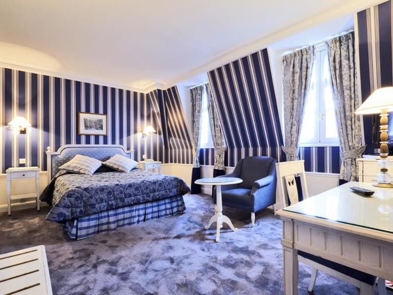 Golden Tulip Washington Opera Hotel Париж Екстериор снимка