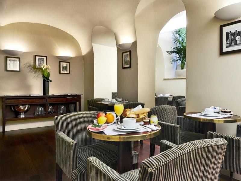 Golden Tulip Washington Opera Hotel Париж Екстериор снимка