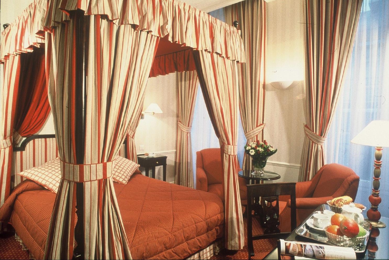 Golden Tulip Washington Opera Hotel Париж Екстериор снимка