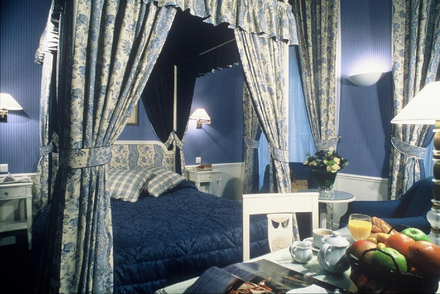 Golden Tulip Washington Opera Hotel Париж Стая снимка