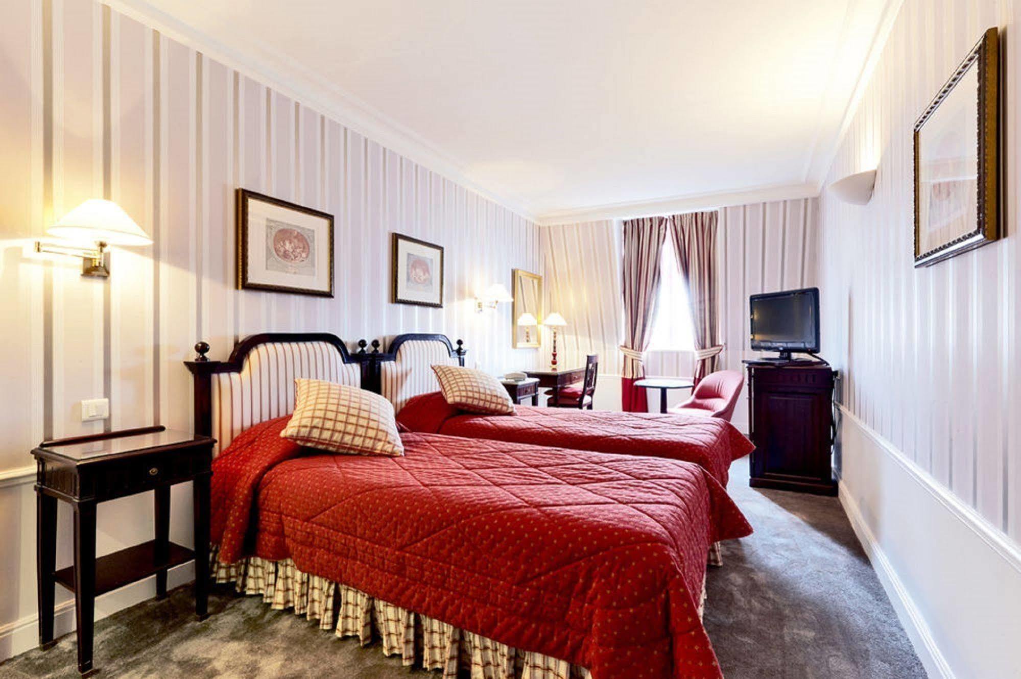 Golden Tulip Washington Opera Hotel Париж Екстериор снимка